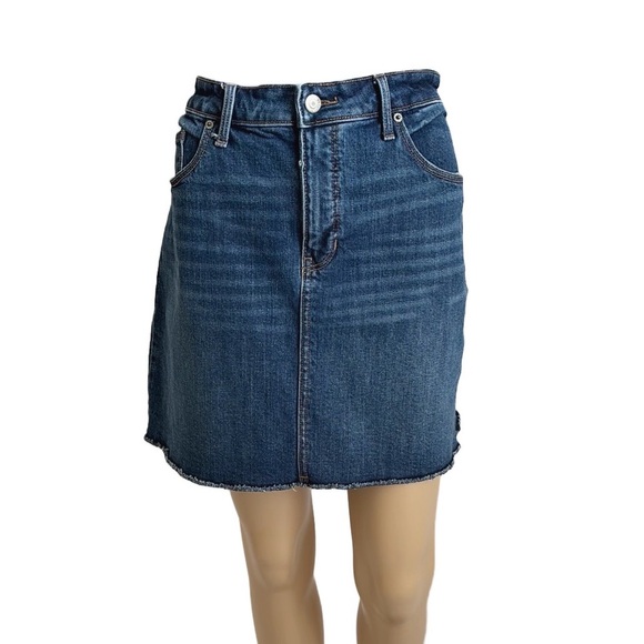 Old Navy Raw Hem Denim Mini Skirt - Picture 13 of 15
